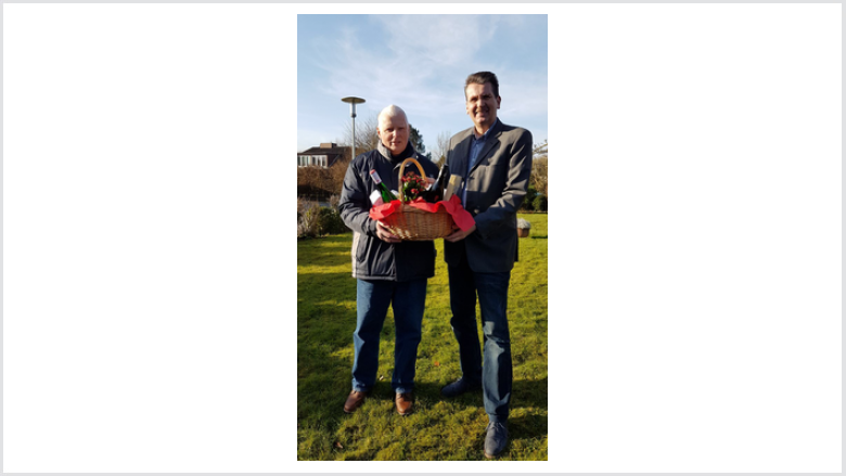 Gewinner des Wegweiser Preisrätsels geehrt Gewinner des Wegweiser Preisrätsels geehrt